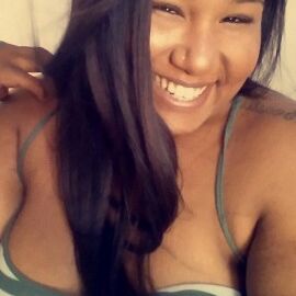 Profile Picture of Kelsey Simpkins (@kddesigns2013) on Pinterest