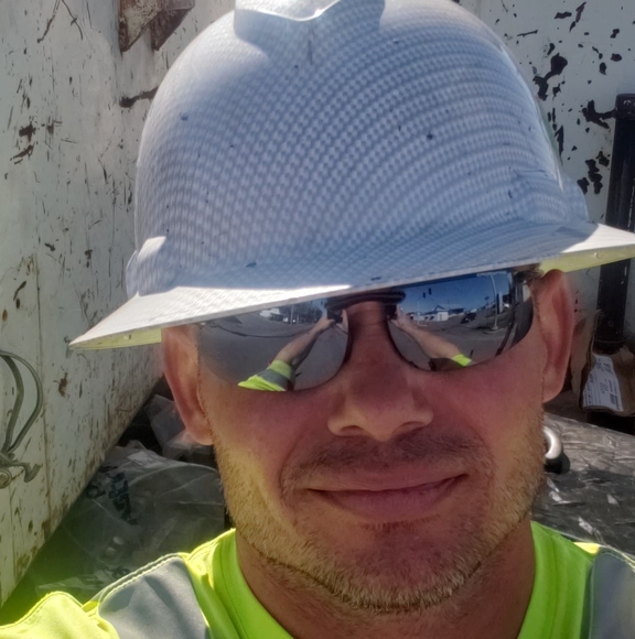 Profile Picture of Anthony Hicks (@anthonyhicks63) on Poshmark