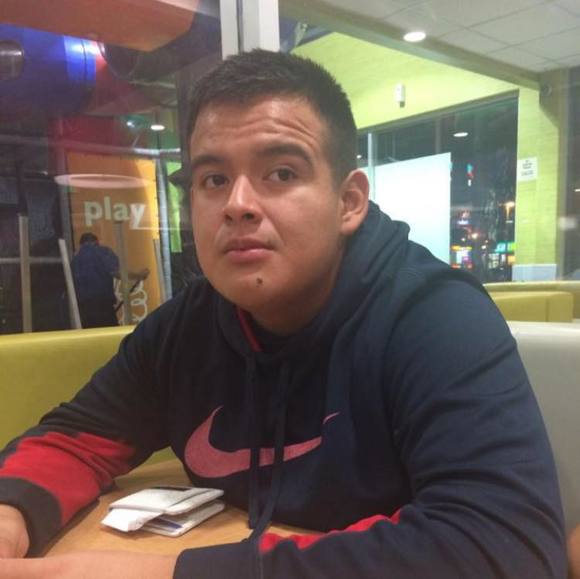 Profile Picture of Edwin Chacon (@edwinchacon2423) on Poshmark