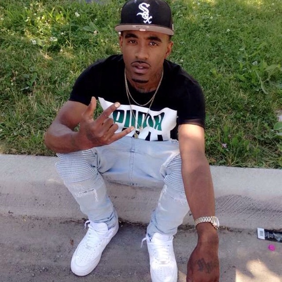 Profile Picture of Marcus Winters (@moneymakinmarco) on Poshmark