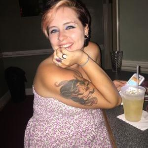 Profile Picture of Haley Zinn (@Haleyzinn92) on Twitter