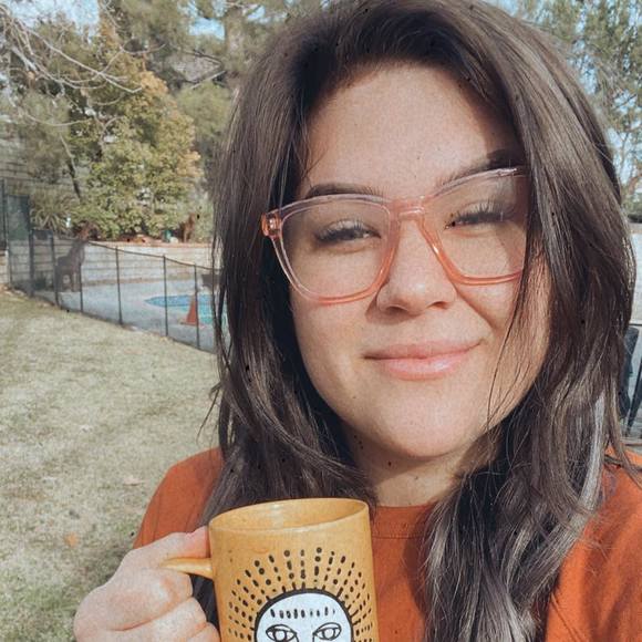 Profile Picture of Kyleigh Shubin (@kyleigh93) on Poshmark