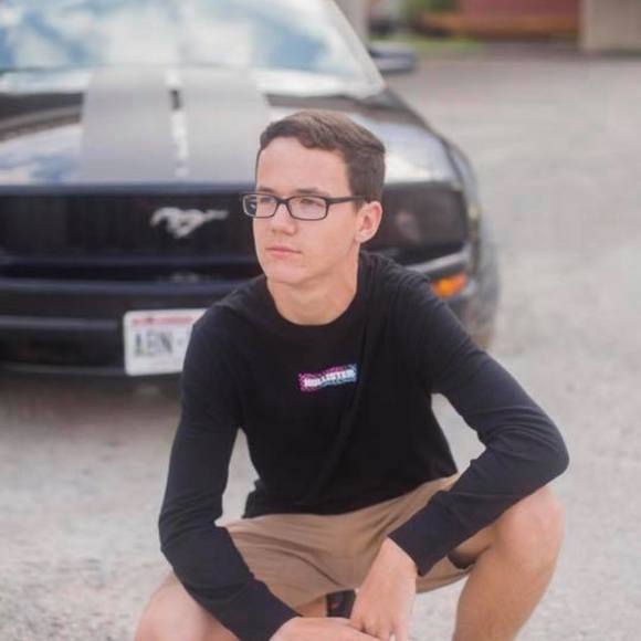 Profile Picture of Mitchell Olson (@murtic) on Poshmark