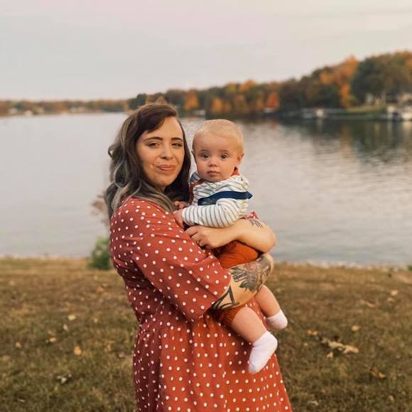 Alex Webster - Poshmark Profile Picture of Alex Webster (@alexandreawebst) on Poshmark