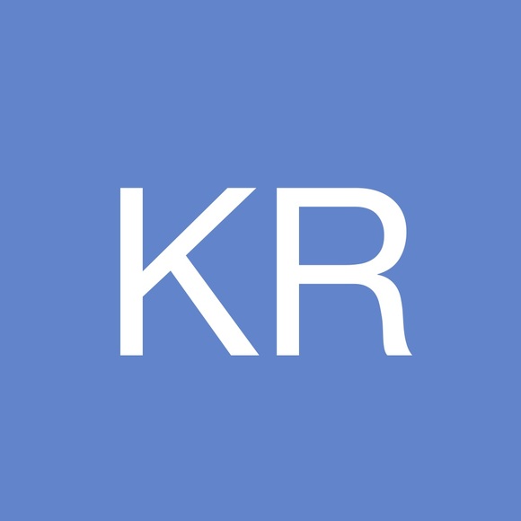 Profile Picture of Kelli Rudegeair (@krudy22) on Poshmark