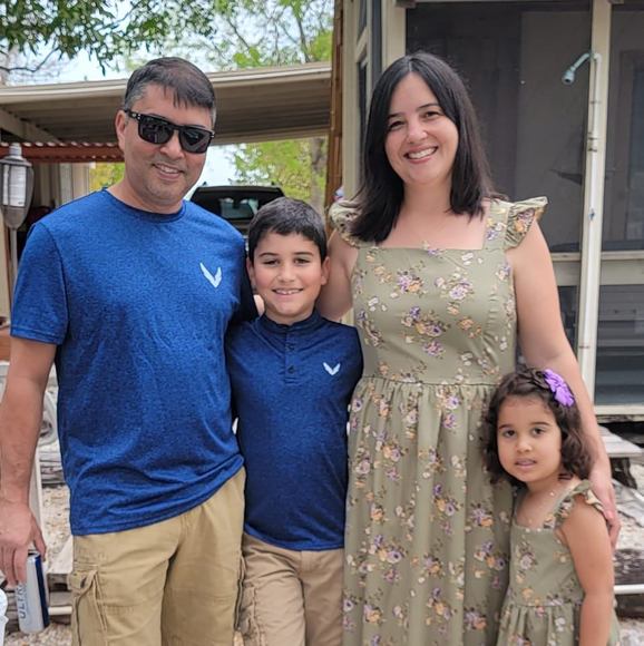 Profile Picture of Lucelia Souza (@luceliakeys) on Poshmark