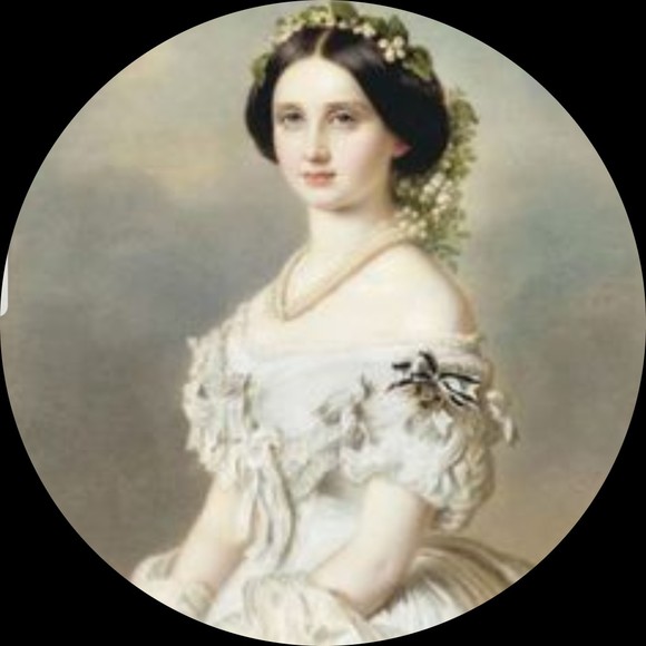 Profile Picture of Sasha Vasilkova (@sashavas) on Poshmark