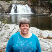 Profile Picture of Tammy Cameron (@EzDoesItTLC) on Youtube
