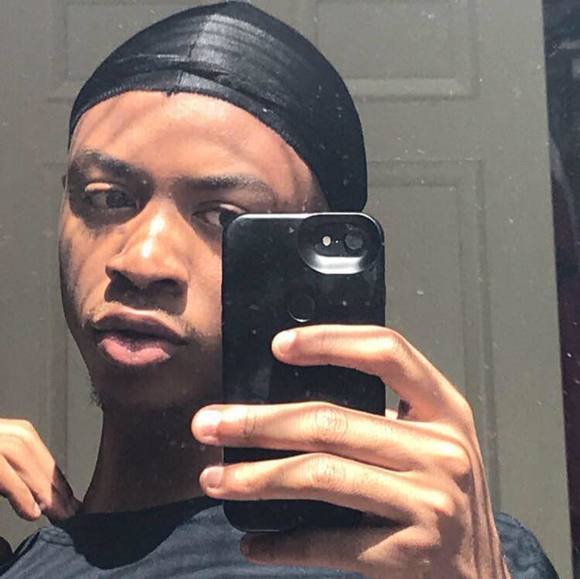 Profile Picture of Dwayne Scott (@beautifulgorg) on Poshmark