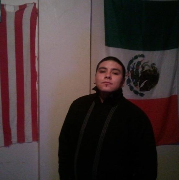 Profile Picture of Julio Alvarez (@julioloco1987) on Poshmark