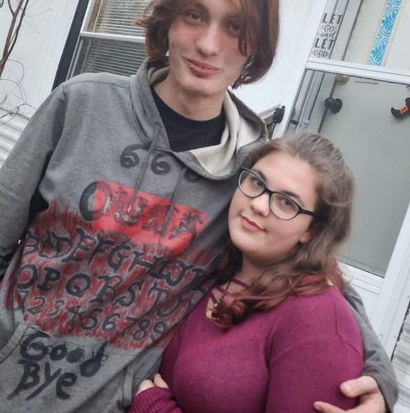 Profile Picture of Aslynn Miller (@aslynnmiller) on Poshmark