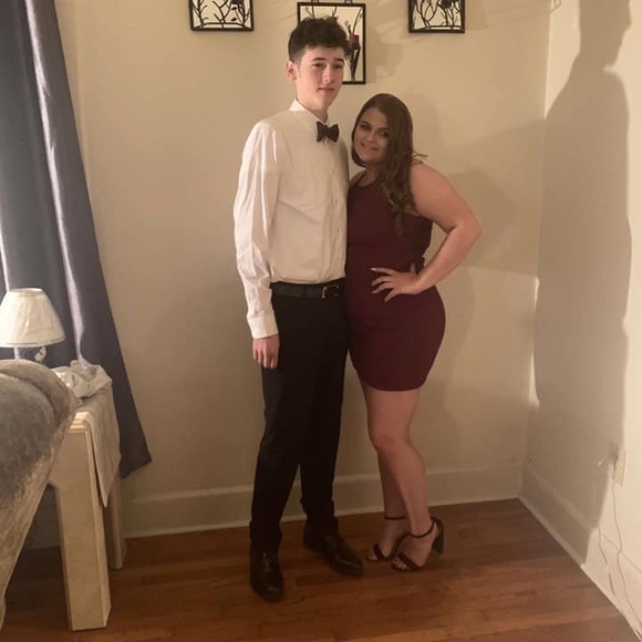 Profile Picture of John Mathis (@mathisjohn34) on Poshmark