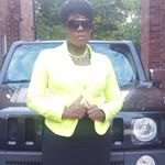 Profile Picture of April Elle. (@coverthechaosprod) on Instagram
