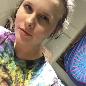 Profile Picture of Michaela Turner-Reiter (@michaelamary96) on Pinterest