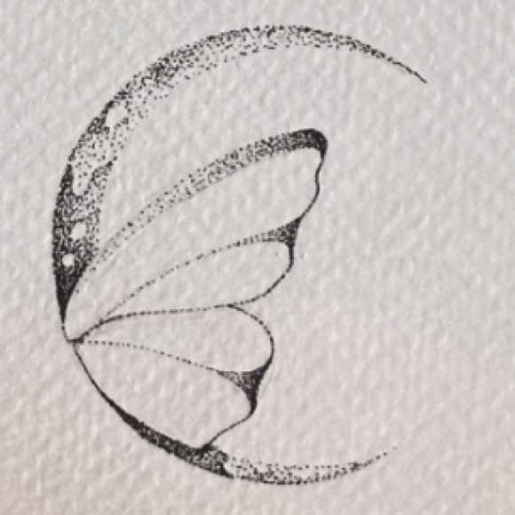 Profile Picture of Carly Bradshaw (@carlybradsha382) on Poshmark