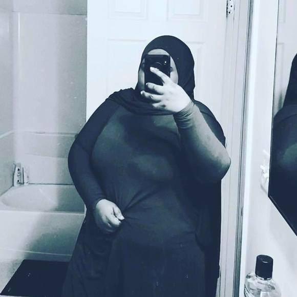 Profile Picture of Tashanae Higgins (@tashanae4) on Poshmark