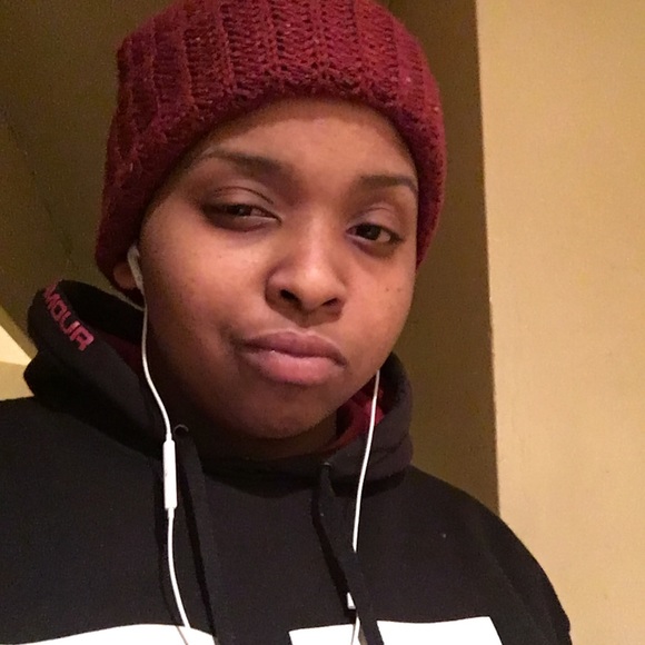 Profile Picture of Ikimi Coker (@kimico5293) on Poshmark