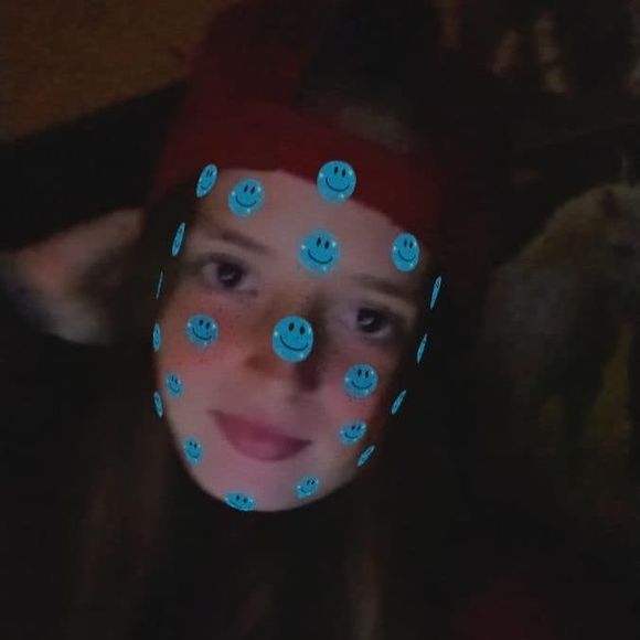 Profile Picture of Hanna Allen (@hannaallen588) on Poshmark