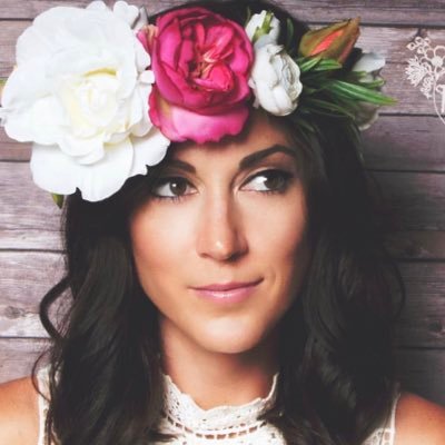 Profile Picture of Darcy Oliver Design (@doliverdesign) on Twitter