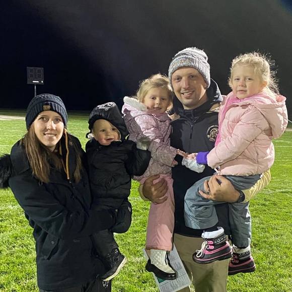 Profile Picture of Corey Fickiesen (@fick9) on Poshmark