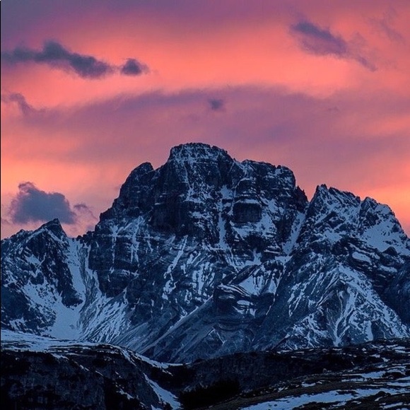 Profile Picture of Alex Vega (@alexvega12) on Poshmark