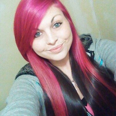 Danielle LeMaster - Twitter Profile Picture of Danielle LeMaster (@dannrenee89) on Twitter