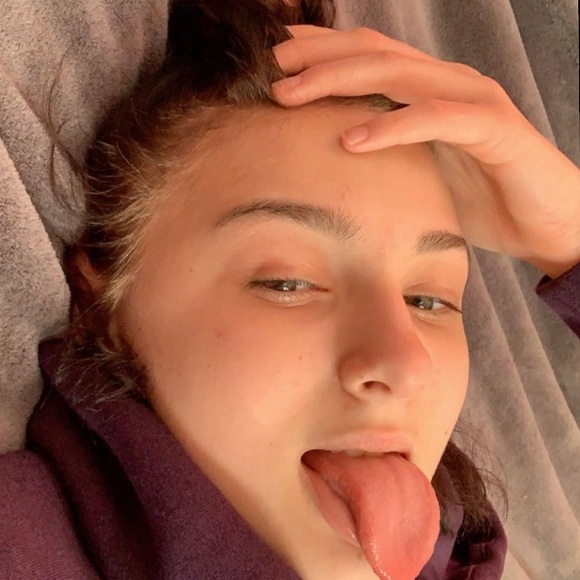 Profile Picture of Madisyn Brettman (@madii12345) on Poshmark