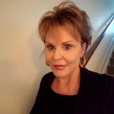 Profile Picture of Donna Reichert (@dlreichert) on Twitter