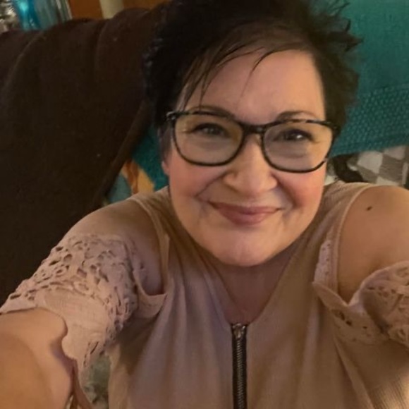 Profile Picture of Brenda Koch (@kochb2210) on Poshmark