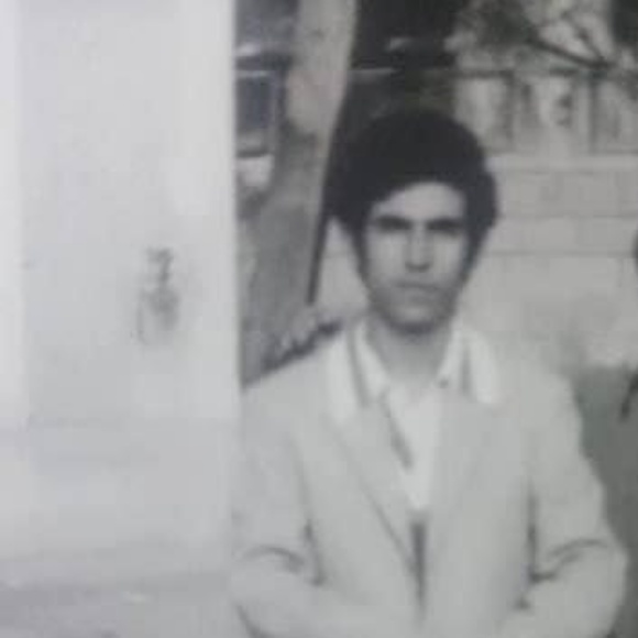 Profile Picture of Haitham El (@tvelnakar) on Poshmark