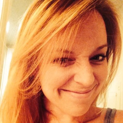 Profile Picture of Jessie Erickson (@itsjessielne) on Twitter