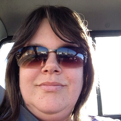 Profile Picture of Lori Hackett (@HackettLori) on Twitter