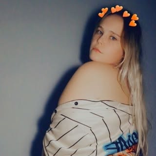 Profile Picture of Katelyn Lopes (@lopes_katelyn) on Instagram