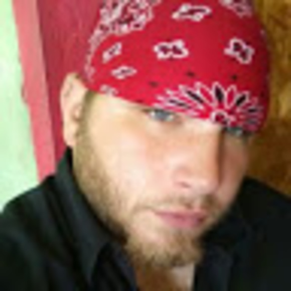 Profile Picture of Christopher Clink (@blade420) on Poshmark