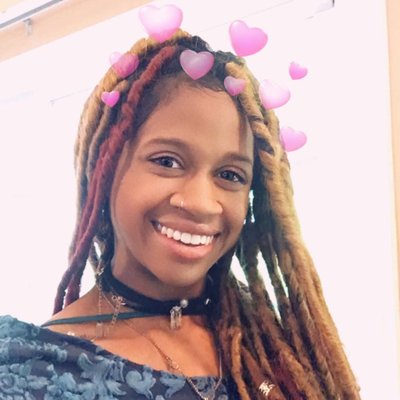 Profile Picture of Camille Wallace (@QueenOfTheWest2) on Twitter