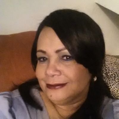 Profile Picture of Ligia Lopez (@ligialopez2020) on Twitter