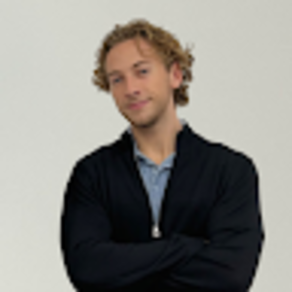 Profile Picture of Victor Goepfert (@victorgoepfert) on Poshmark