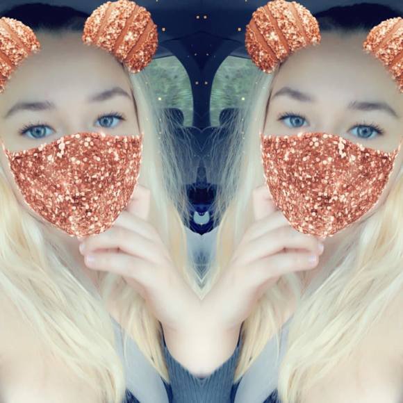 Profile Picture of Kennedy Lintner (@kennymonkey21) on Poshmark