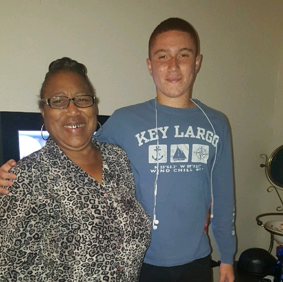 Profile Picture of Cedric Moore (@thekidred02) on Poshmark