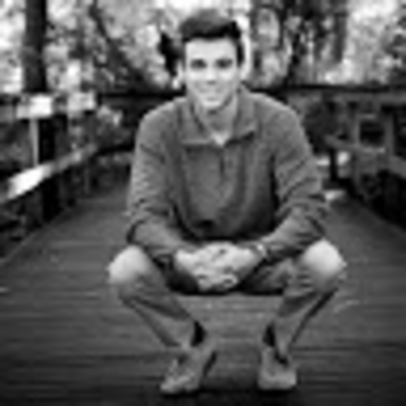 Profile Picture of Jacob Rosen (@jrosen0802) on Poshmark