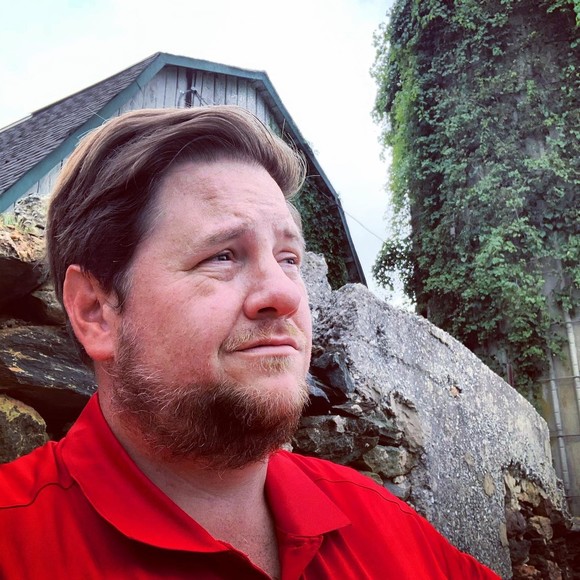 Profile Picture of James Matthew (@msealphoto) on Poshmark