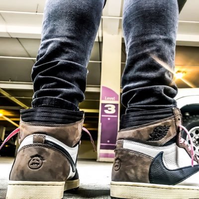 Profile Picture of Anthony Rueda (@Uniquesoles83) on Twitter