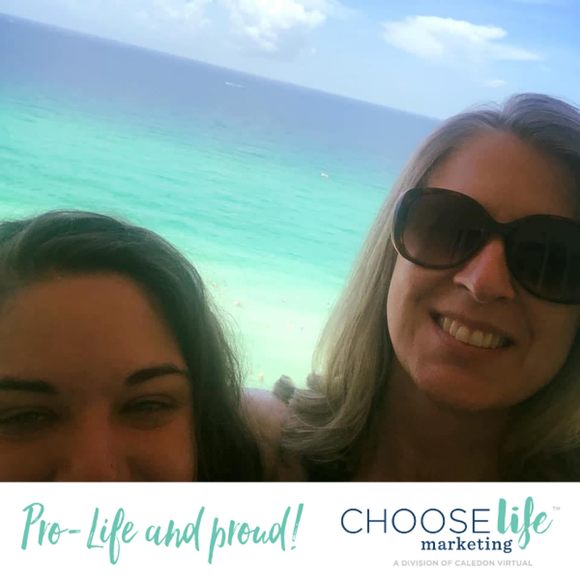 Profile Picture of Renae Bryant (@mrsbryant1) on Poshmark