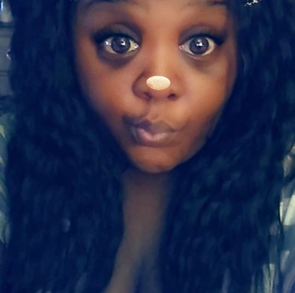 Profile Picture of Alicia Kelly (@kalicia19) on Poshmark