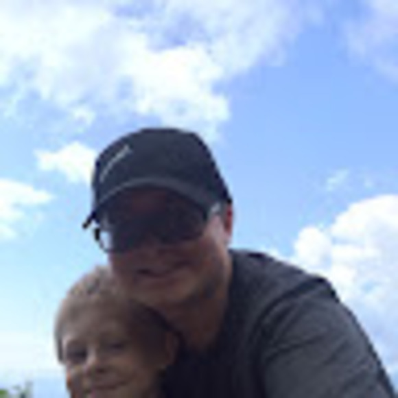 Profile Picture of Benjamen Drummond (@bdrummo) on Poshmark