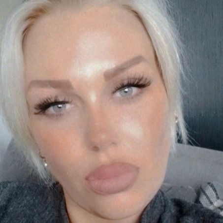 Profile Picture of Lisa machin (@lisamachin3131) on Tiktok