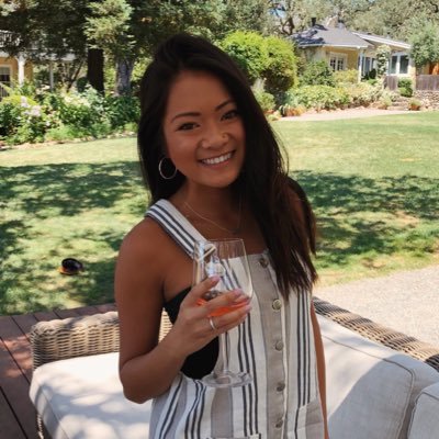 Profile Picture of Lisa Devine (@devine_lis) on Twitter