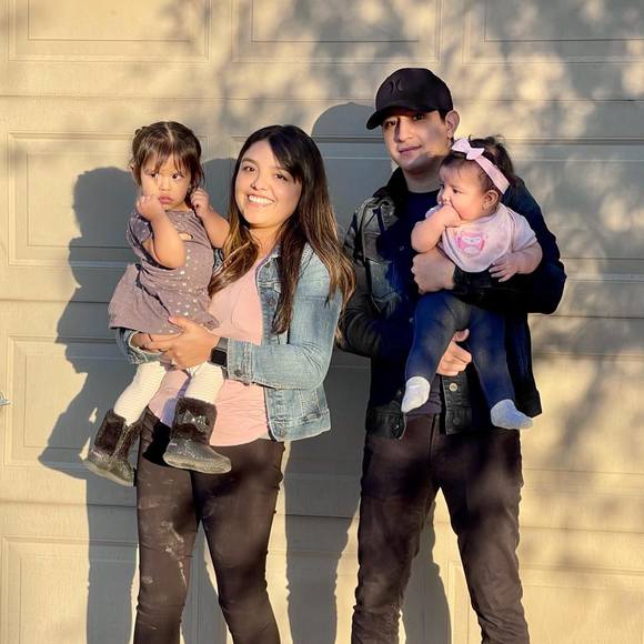 Profile Picture of Christina Mancera (@c_mancera) on Poshmark