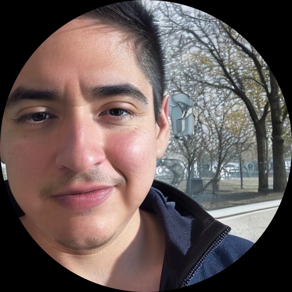 Profile Picture of Berto Jimenez (@bertoseller) on Poshmark