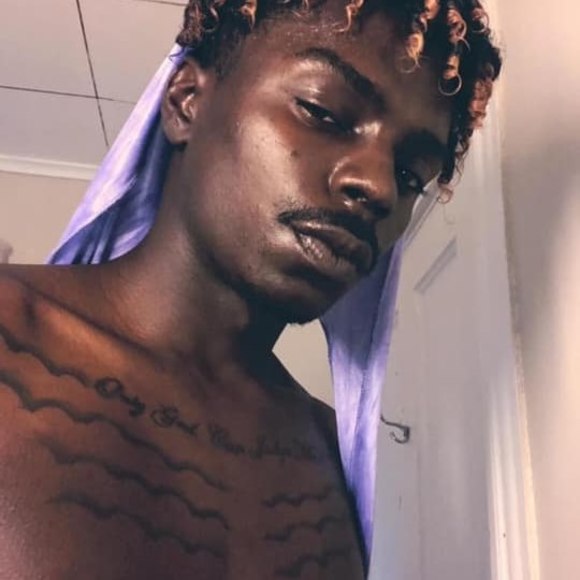 Profile Picture of Kyle Gee (@kyle_gee) on Poshmark